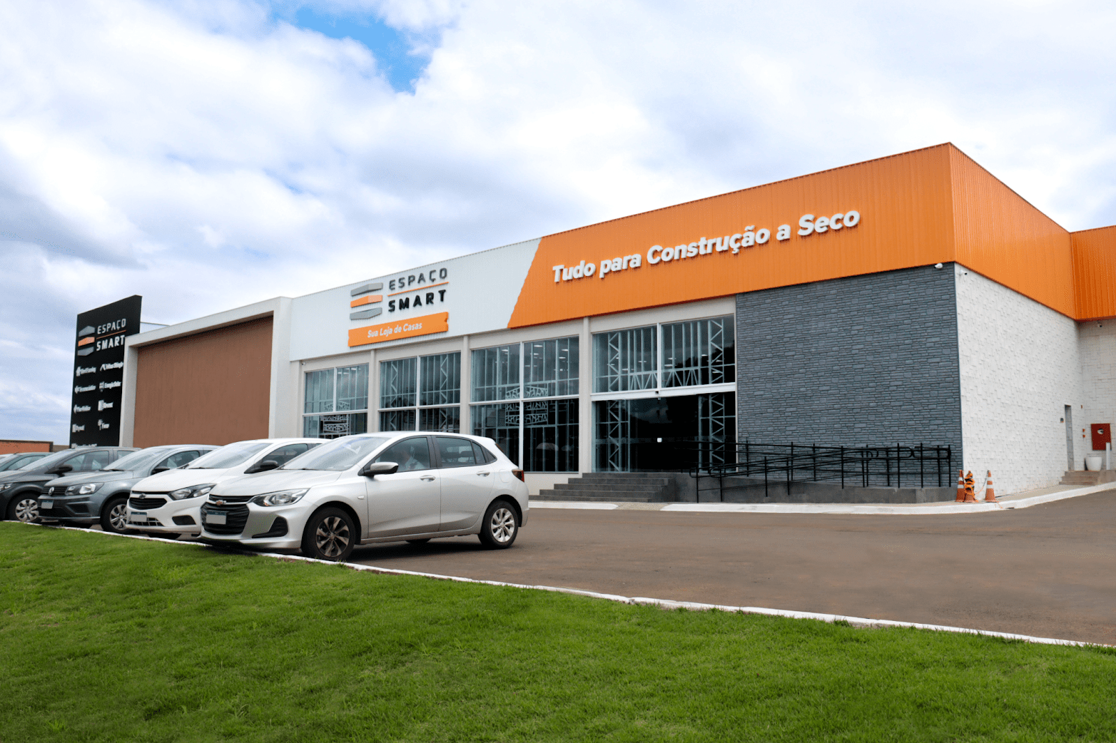 Espaço Smart investe R$ 50 milhões na abertura de 12 novas lojas | Hub ...